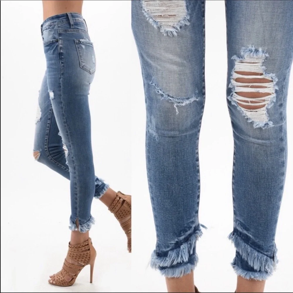 KanCan Light Wash Skinny Jeans - Picture 3 of 5